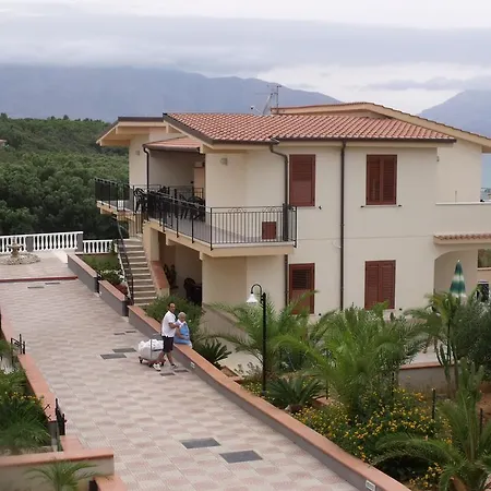 Valentina Aparthotel *